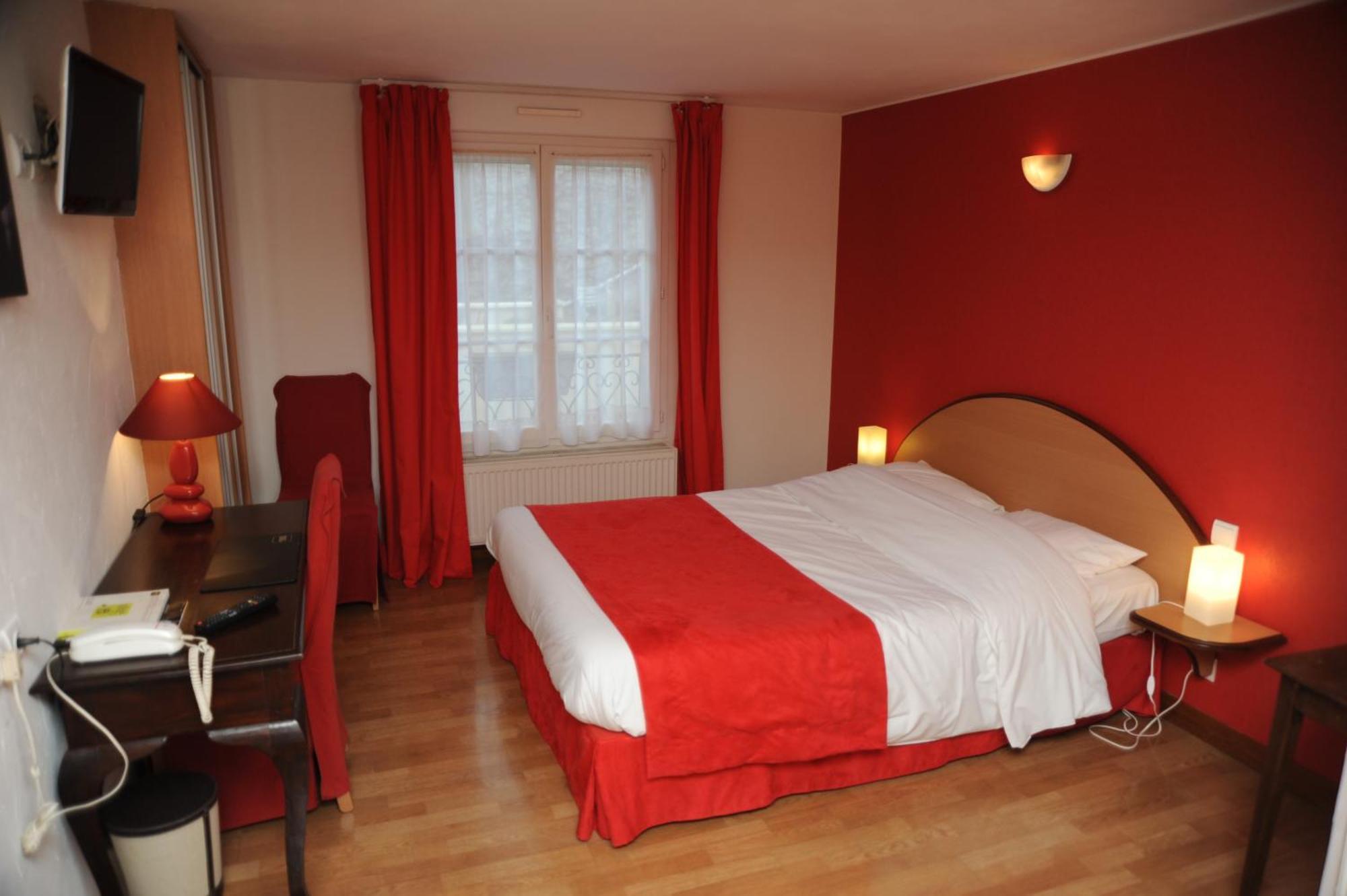 Logis - Hotel Restaurant L'Ecu De France Malesherbes Kültér fotó
